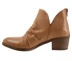 Clearance Bueno Women's Cori Booties