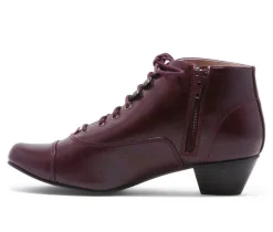 New Chelsea Crew Women's Pyramid Lace Up Booties