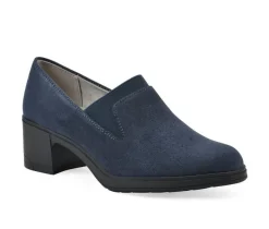 Hot Cliffs by White Mountain Women's Hunton Shooties