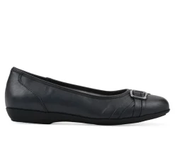 Hot Cliffs by White Mountain Women's Calming Flats