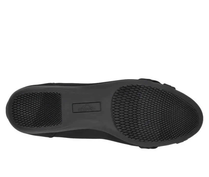 Outlet Cliffs by White Mountain Women's Calming Flats