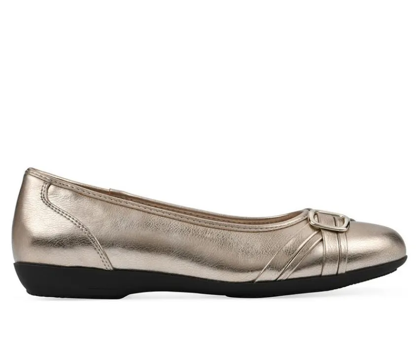 Outlet Cliffs by White Mountain Women's Calming Flats