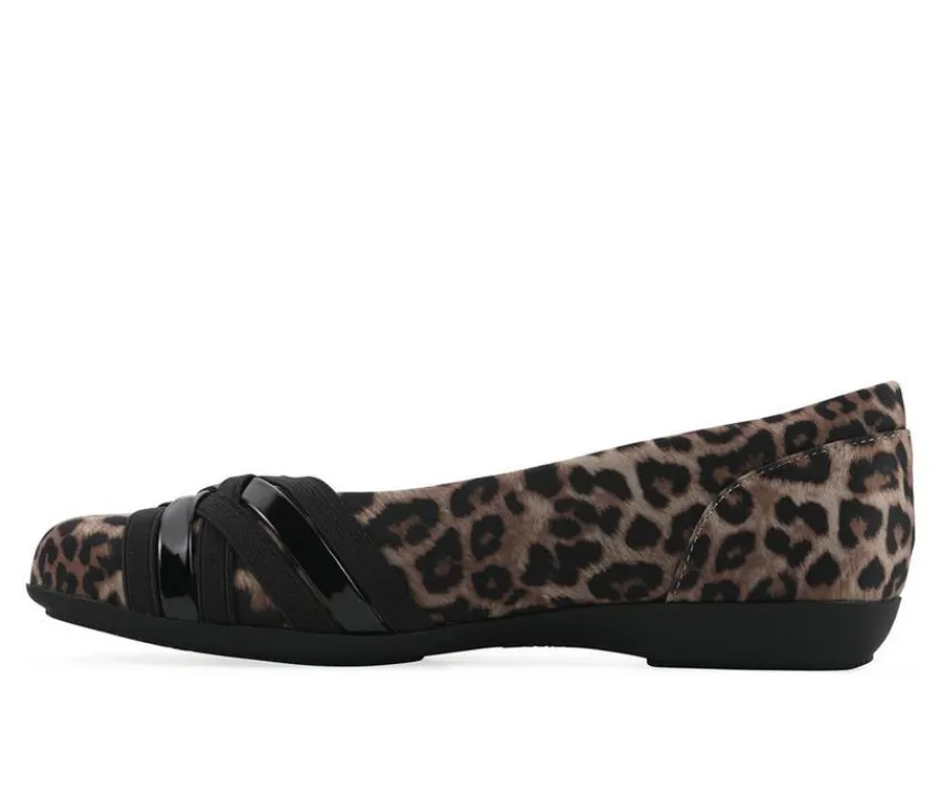 Clearance Cliffs by White Mountain Women's Chic Flats