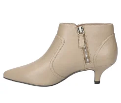 Clearance Easy Street Women's Annlee Booties