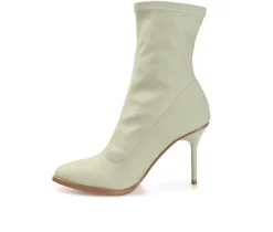 Outlet Journee Collection Women's Gizzel Heeled Booties