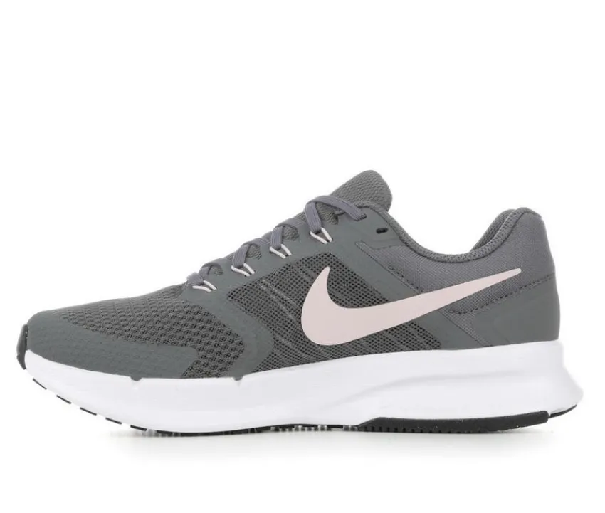 Outlet Nike Women's Run Swift 3 Sustainable Running Shoes