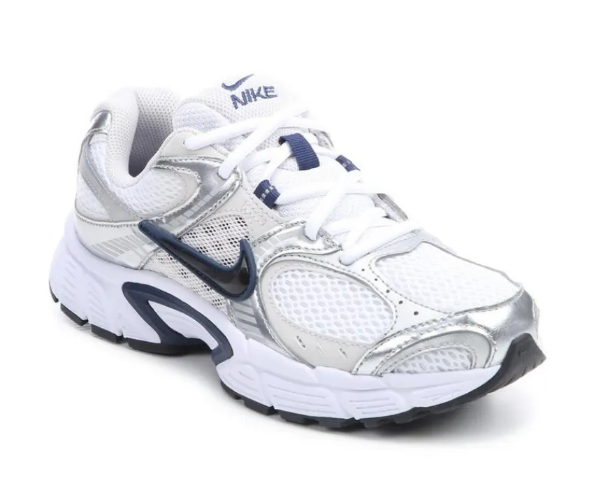 New Nike Women's V5 RNR Sneakers