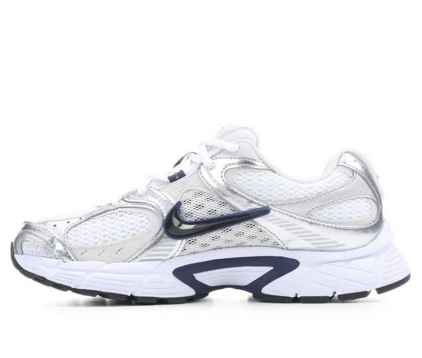 New Nike Women's V5 RNR Sneakers