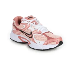 Nike Women's V5 RNR Sneakers