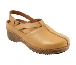 Softwalk Women's Arica Clogs