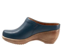 Softwalk Women's Madison Clogs