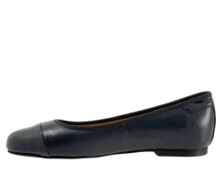Discount Trotters Women's Clara Flats