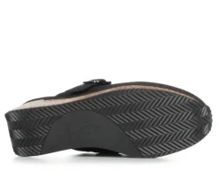 Discount Volatile Women's Thayer Wedged Clogs